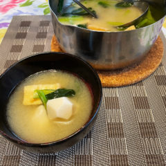 里芋と小松菜の味噌汁