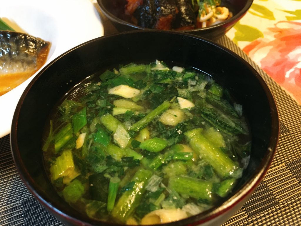 料理教室マンツーマン小松菜と揚げのお味噌汁
