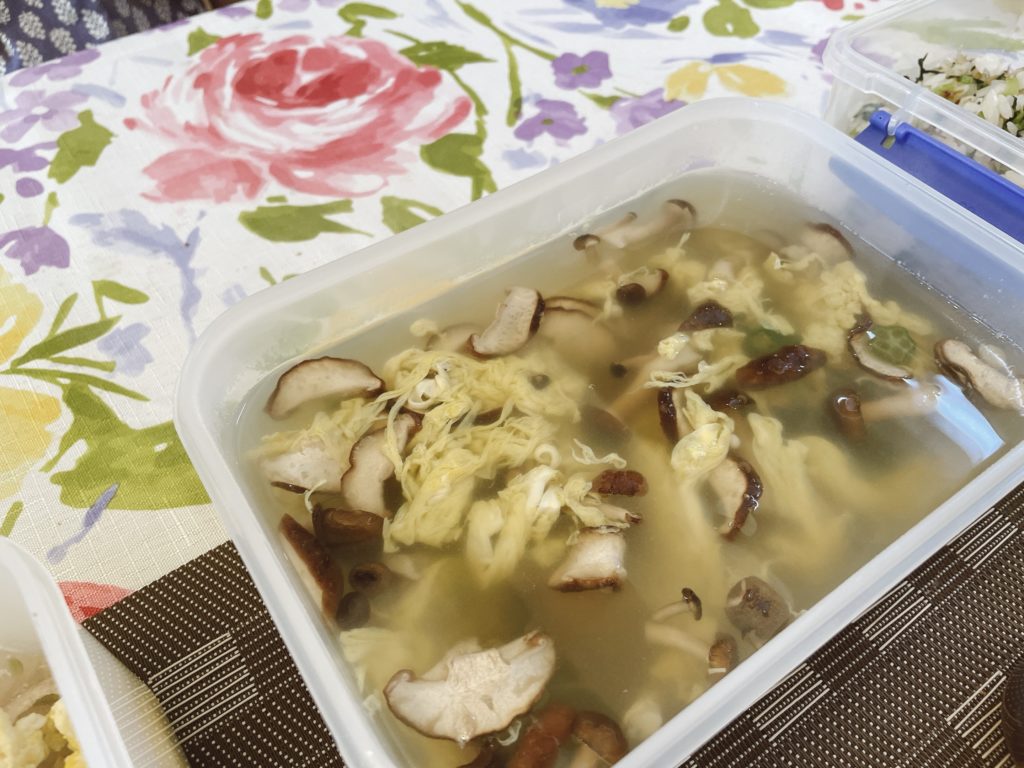 料理教室マンツーマンおくらシイタケ卵スープ