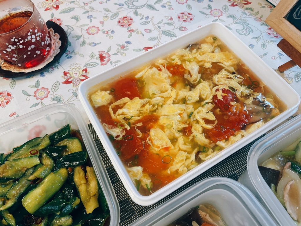 料理トマトと卵のスープ
