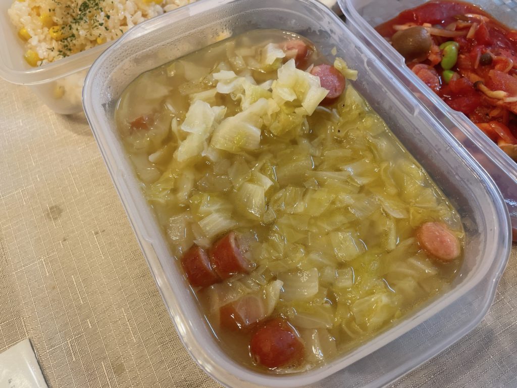 料理教室マンツーマンキャベ玉ソーセージスープ
