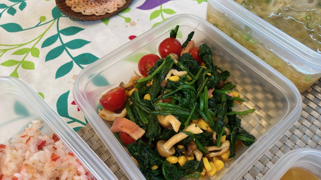 料理教室マンツーマンほうれん草ソテー