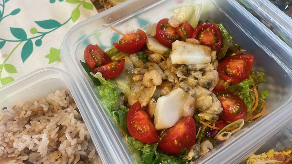 料理教室マンツーマンシーフードサラダ