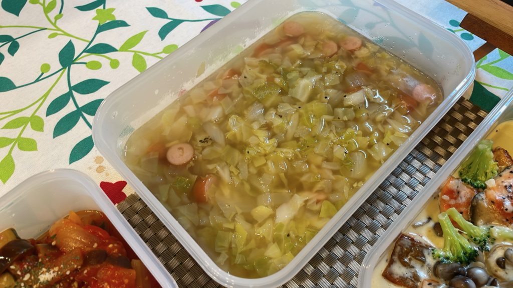 料理教室マンツーマンキャベ玉ソーセージスープ