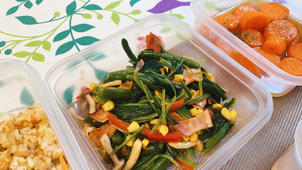 料理教室マンツーマンほうれん草ソテー