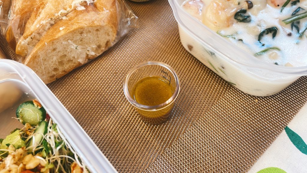 料理教室マンツーマンガーリックドレッシング