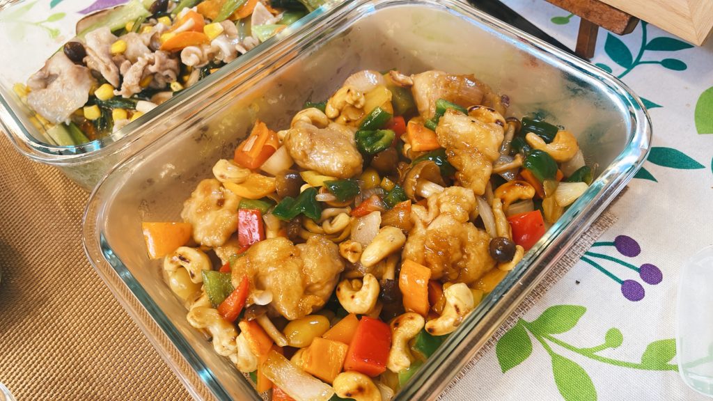 料理教室マンツーマン鶏とカシューナッツ炒め