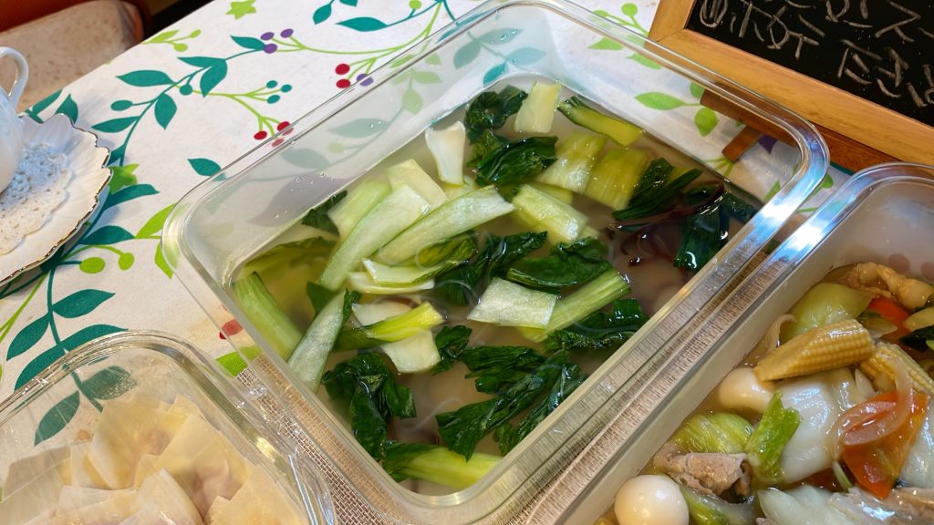 料理教室マンツーマンワンタンスープ