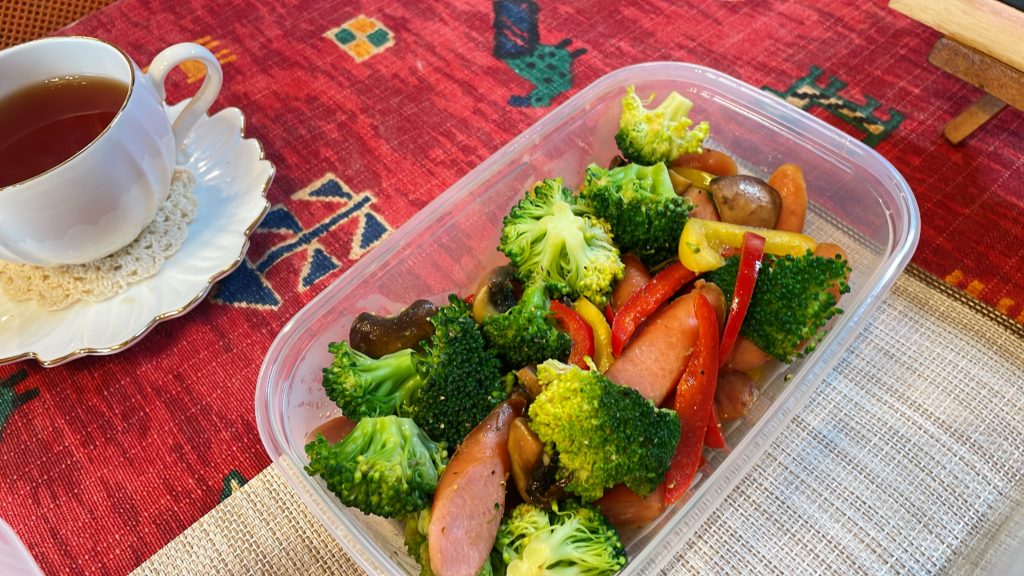 料理教室マンツーマンブロッコリーアンチョビガーリックソテー