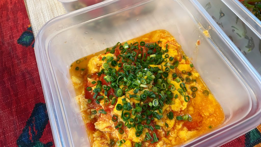 料理教室マンツーマントマトと卵炒めモノ