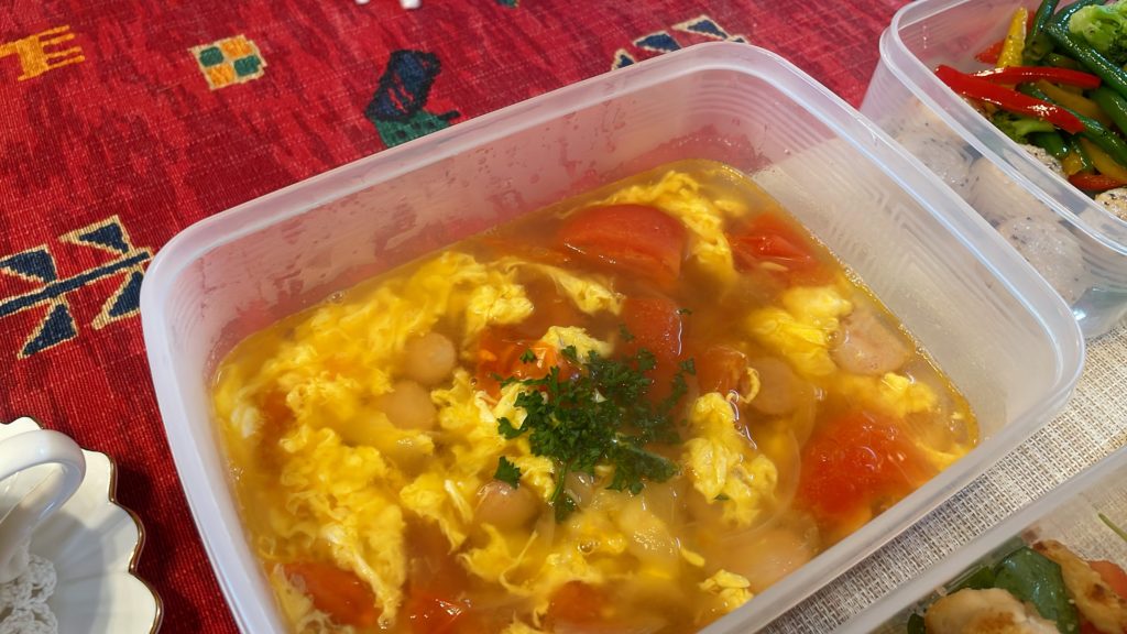 料理教室マンツーマントマト卵スープ