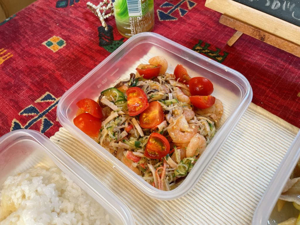 料理教室マンツーマンエビ春雨サラダ