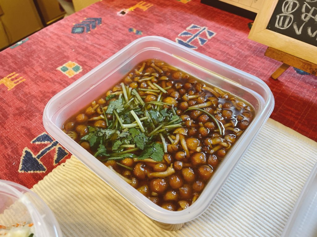 料理教室マンツーマンなめこ赤だし