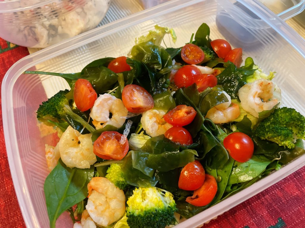 料理教室マンツーマンエビわかめサラダ