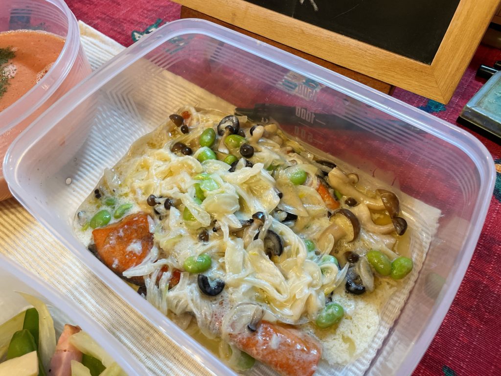 料理教室マンツーマン鮭ガーリッククリーム煮