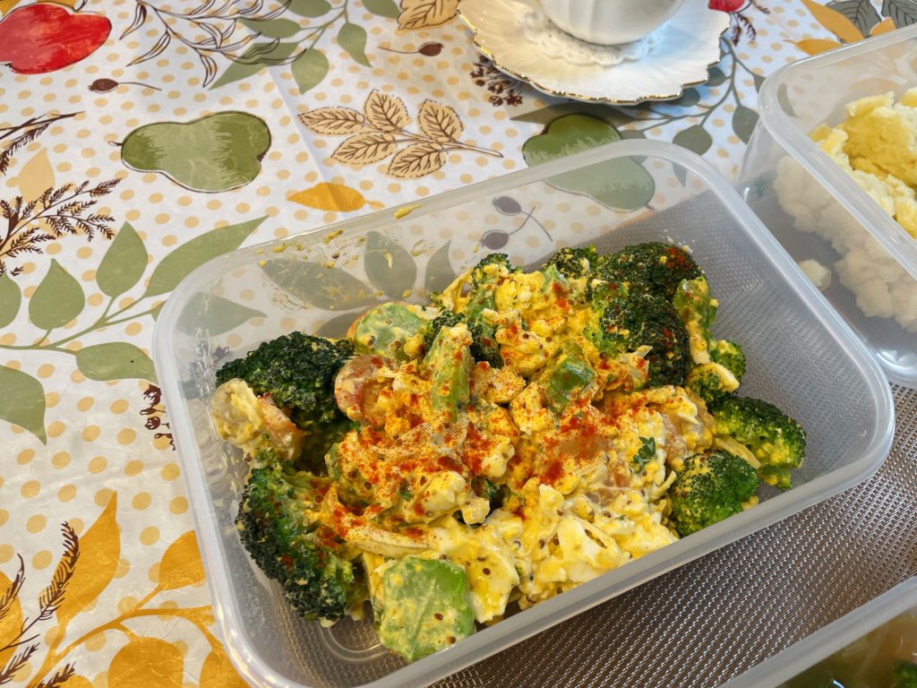 料理教室マンツーマンエビブロッコリータルタル