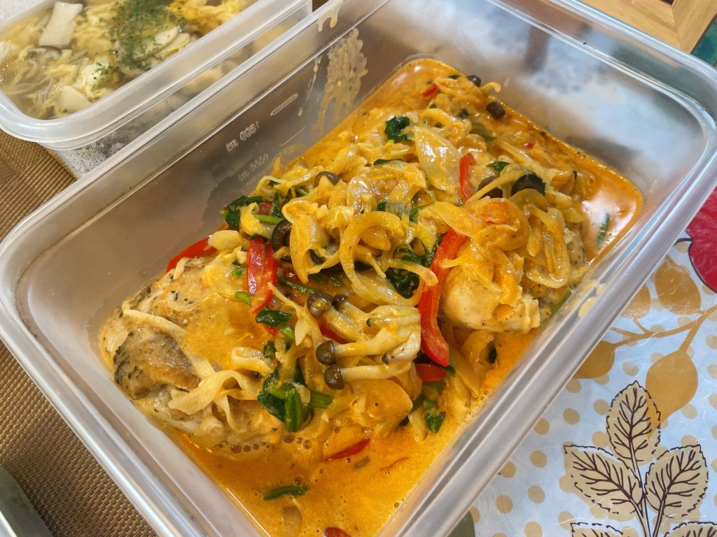 料理教室マンツーマンチキンハーブクリーム煮