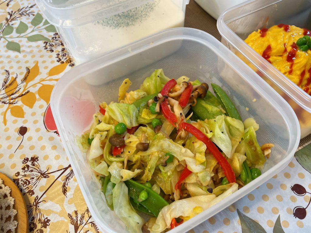 料理教室マンツーマンキャベツガーリックソテー