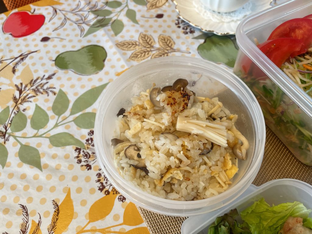 料理教室マンツーマンきのこ炊き込みご飯