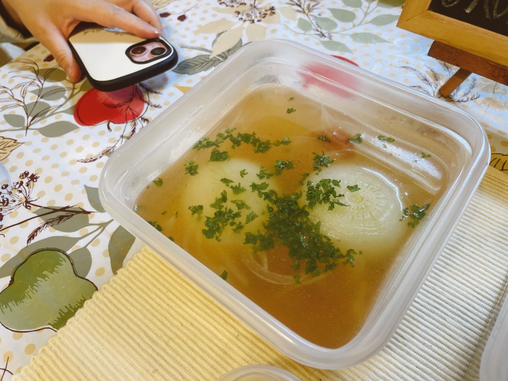 料理教室マンツーマン新玉コンソメ