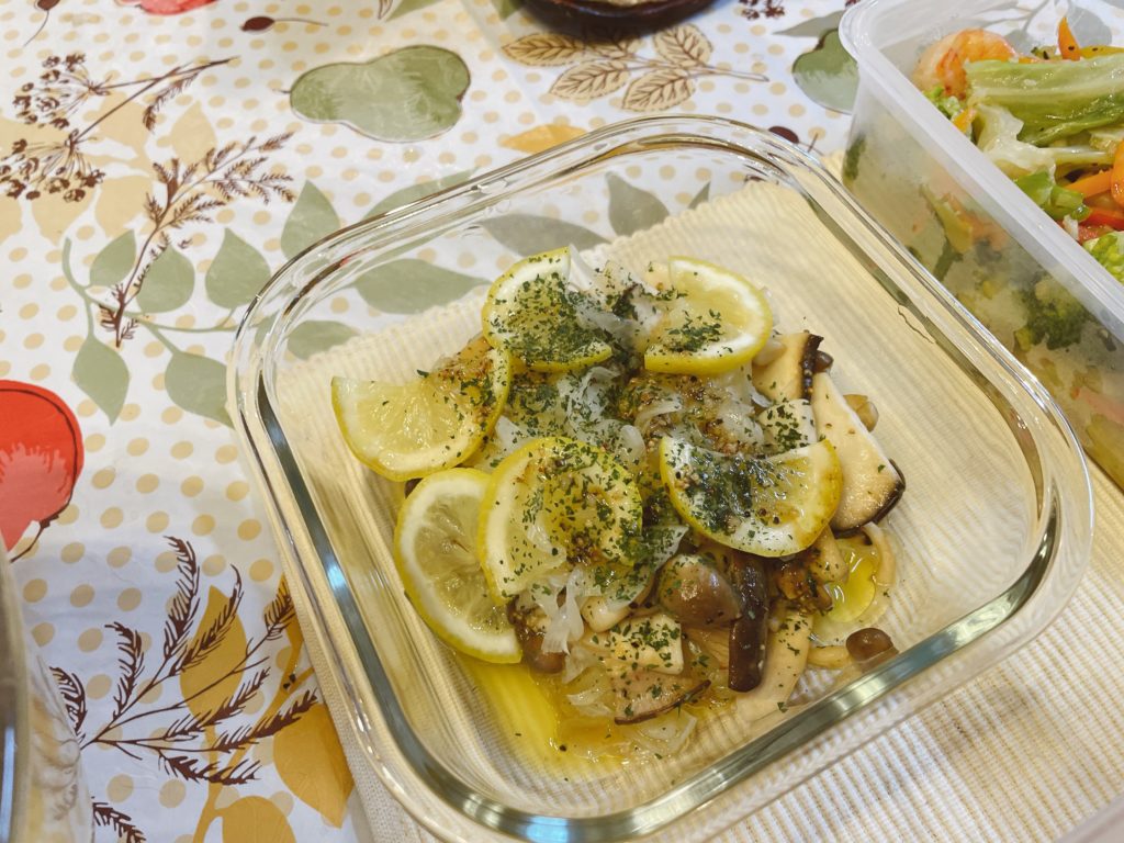 料理教室マンツーマンきのこマリネ