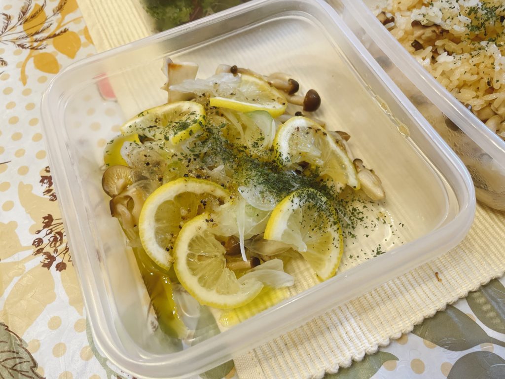 料理教室マンツーマンきのこマリネ