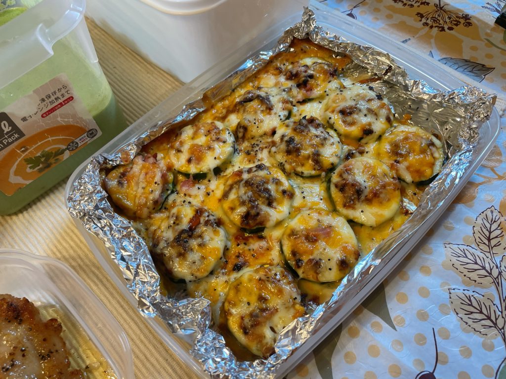 料理教室マンツーマンズッキーニピザ風