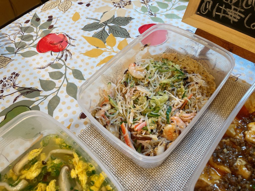 料理教室マンツーマンエビ入り春雨酢の物