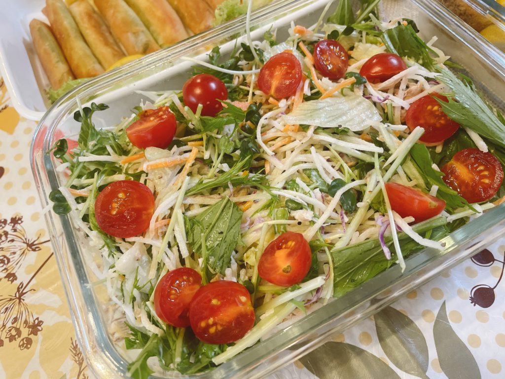 料理教室マンツーマン大根ツナサラダ