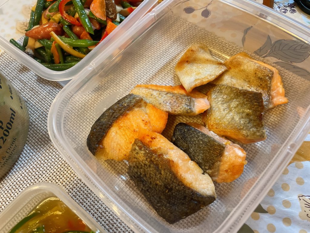 料理教室マンツーマン鮭カリッと焼き