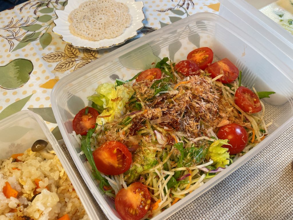 料理教室マンツーマン大根じゃこサラダ