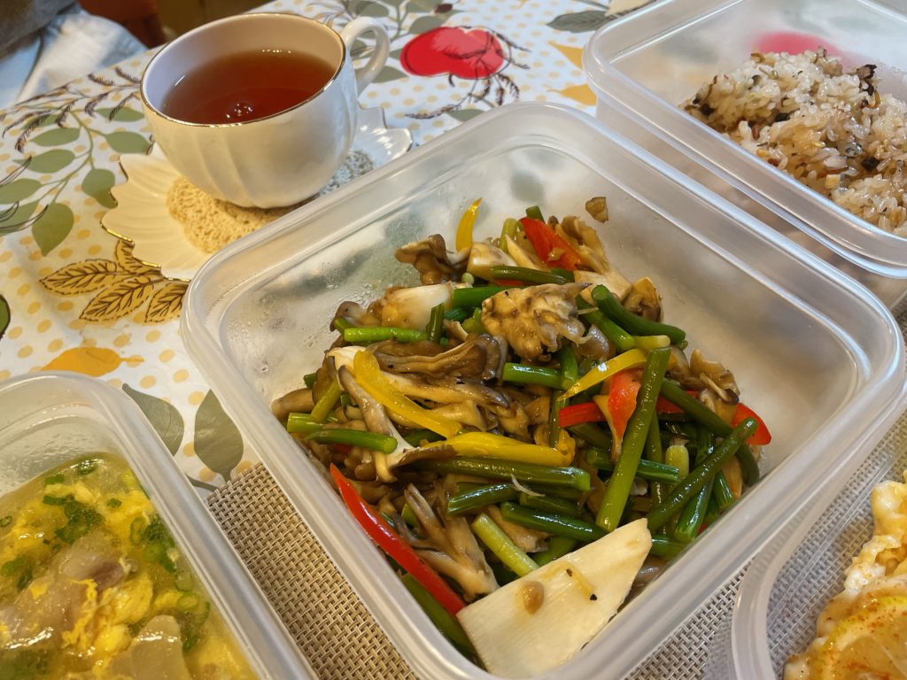 料理教室マンツーマンにんにくの芽炒め