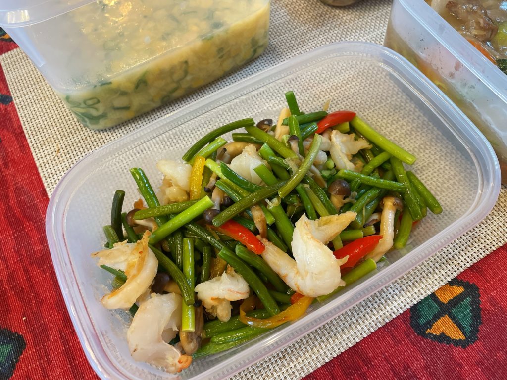 料理教室マンツーマンにんにくの芽海老炒め