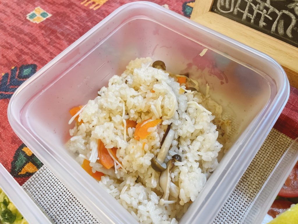 料理教室マンツーマンきのこ炊き込みご飯