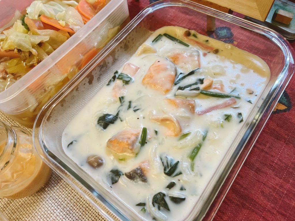 料理教室マンツーマン鮭クリームパスタソース