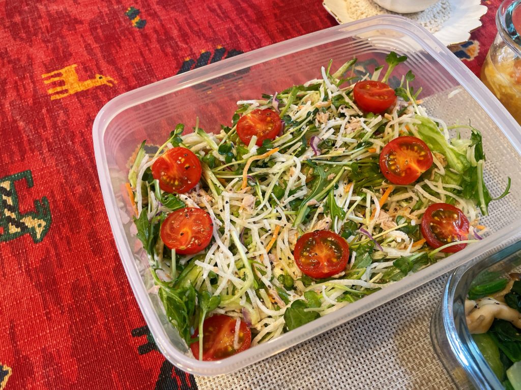 料理教室マンツーマン大根ツナサラダ