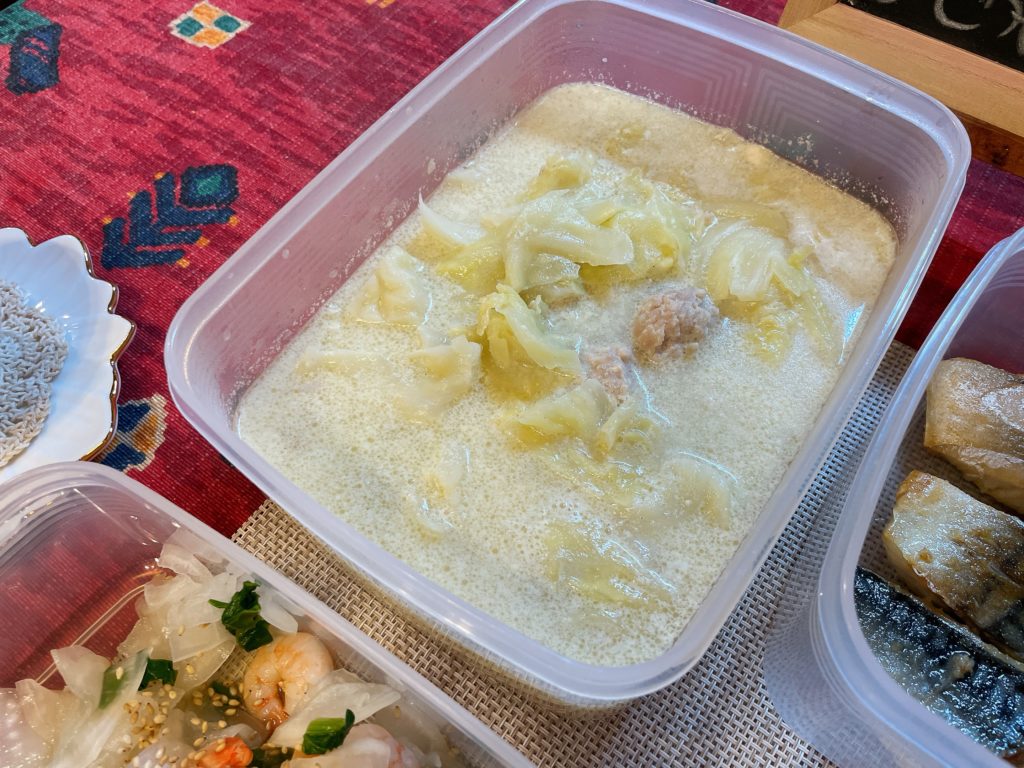 料理教室マンツーマン鶏キャベツスープ