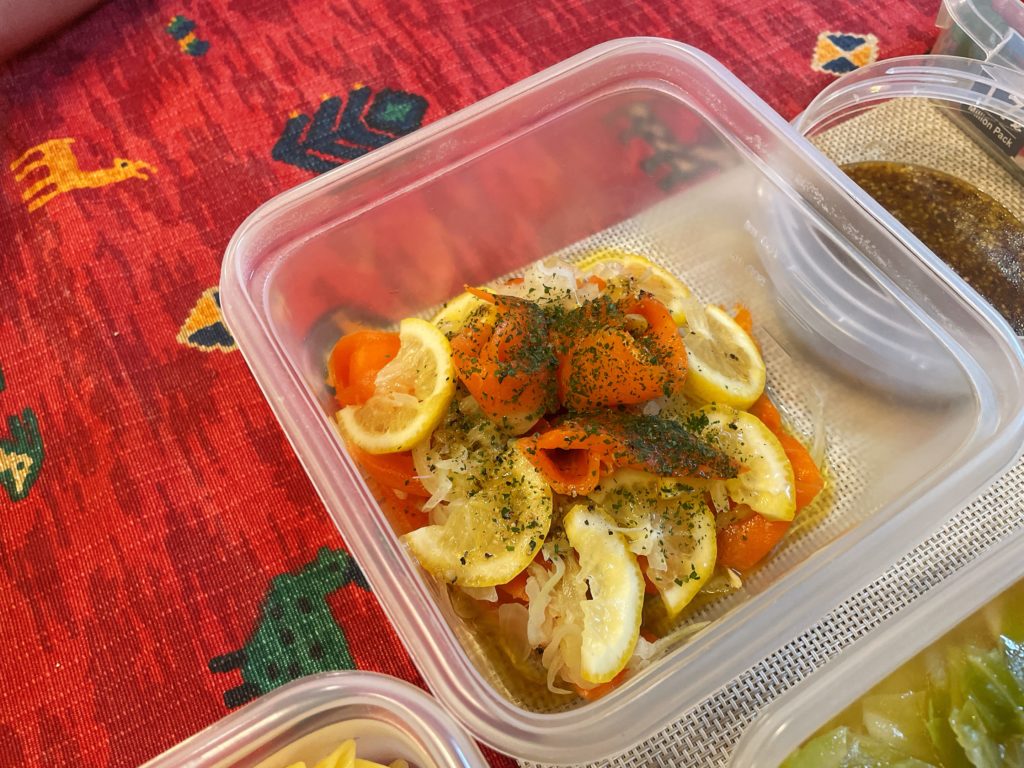 料理教室マンツーマンサーモンマリネ