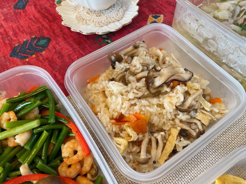料理教室マンツーマンきのこ炊き込みご飯