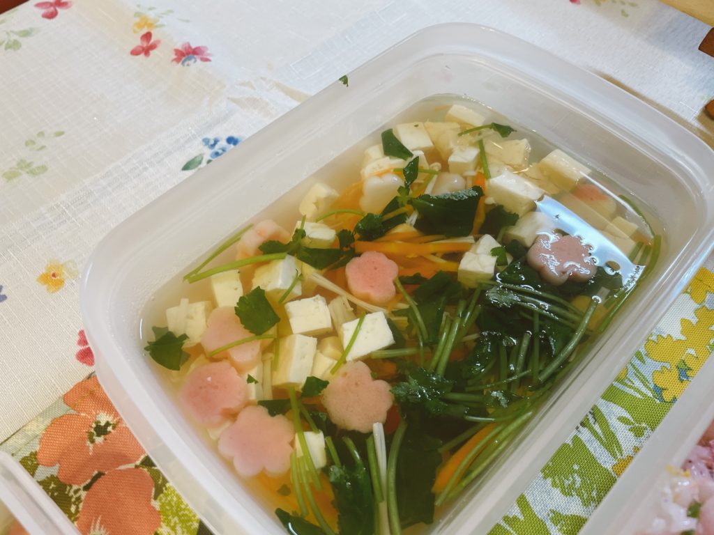 料理教室マンツーマン野菜と麩のお吸い物