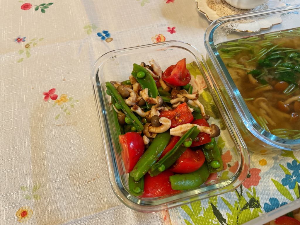 料理教室マンツーマンとまとえんどうおかかポン酢