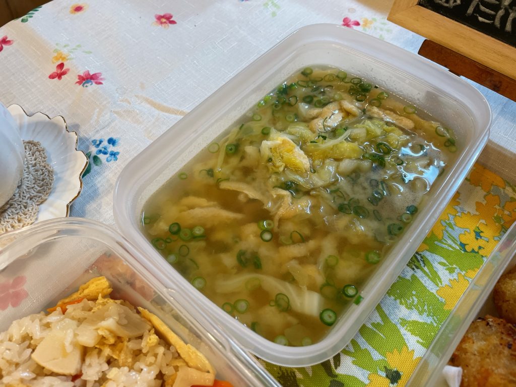 料理教室マンツーマンキャベツ味噌汁