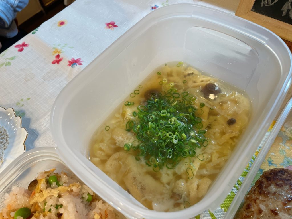 料理教室マンツーマンキャベツしめじ味噌汁