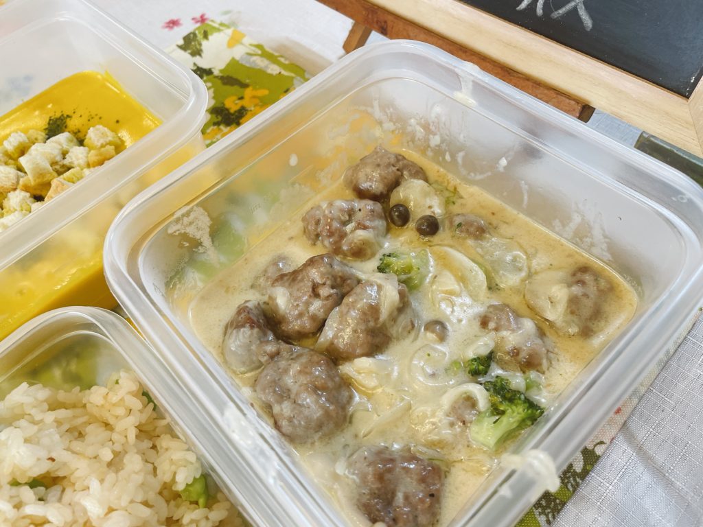 料理教室マンツーマンミートボールクリーム煮
