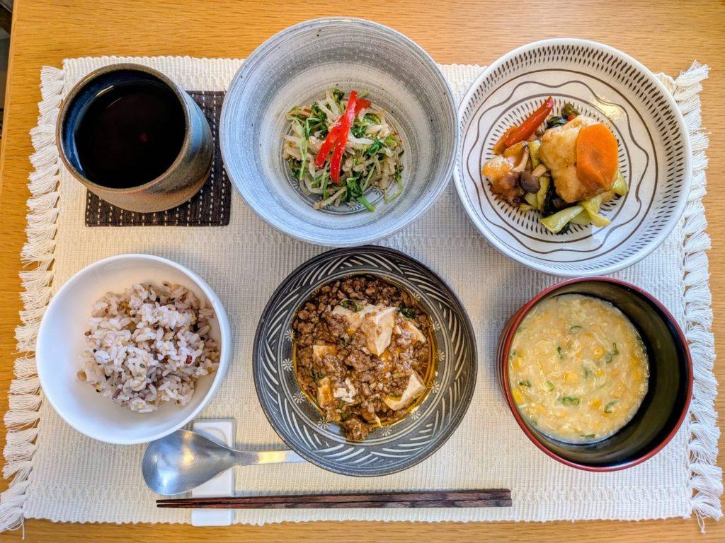 料理教室マンツーマン麻婆豆腐セット盛り付け