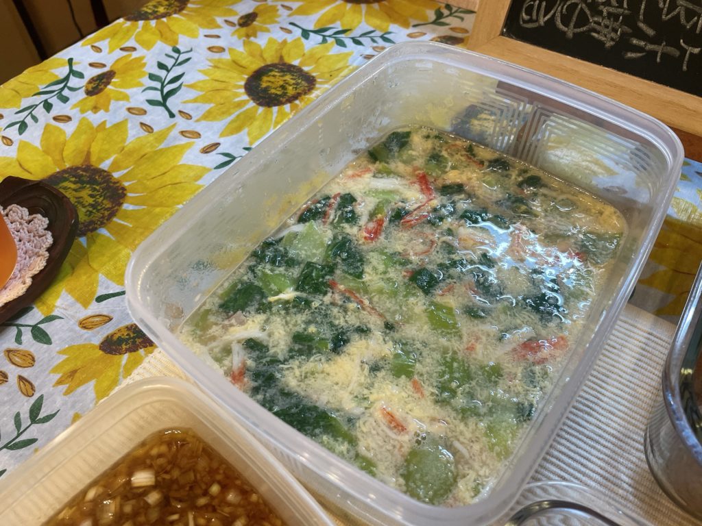 料理教室マンツーマン青梗菜卵カニカマスープ