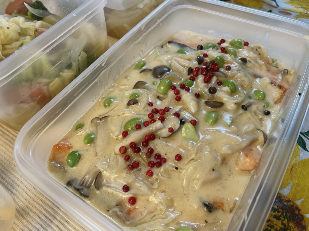 料理教室マンツーマンシャケクリーム煮