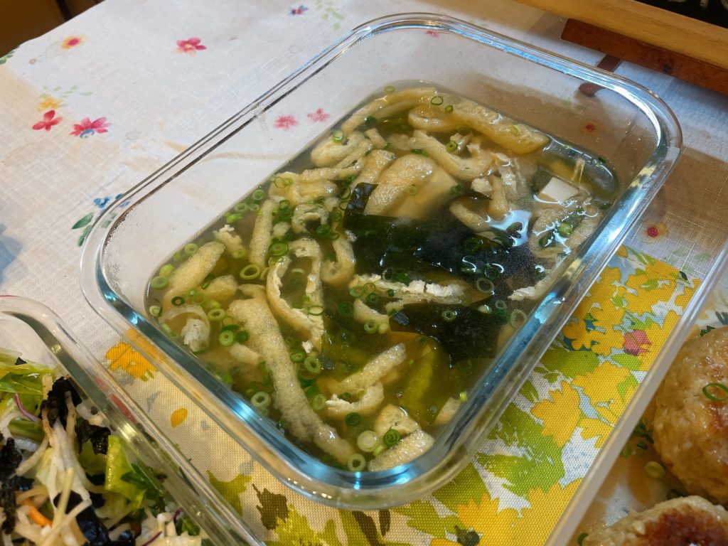 料理教室マンツーマン豆腐わかめ味噌汁