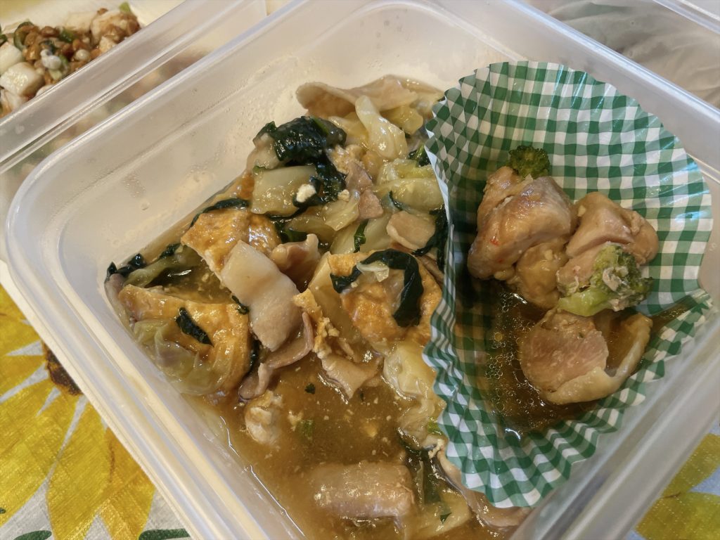 料理教室マンツーマンキャベツ豚肉煮物