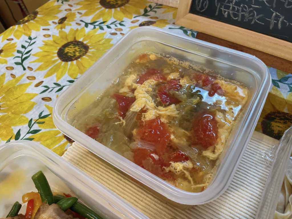 料理教室マンツーマンレタストマトスープ